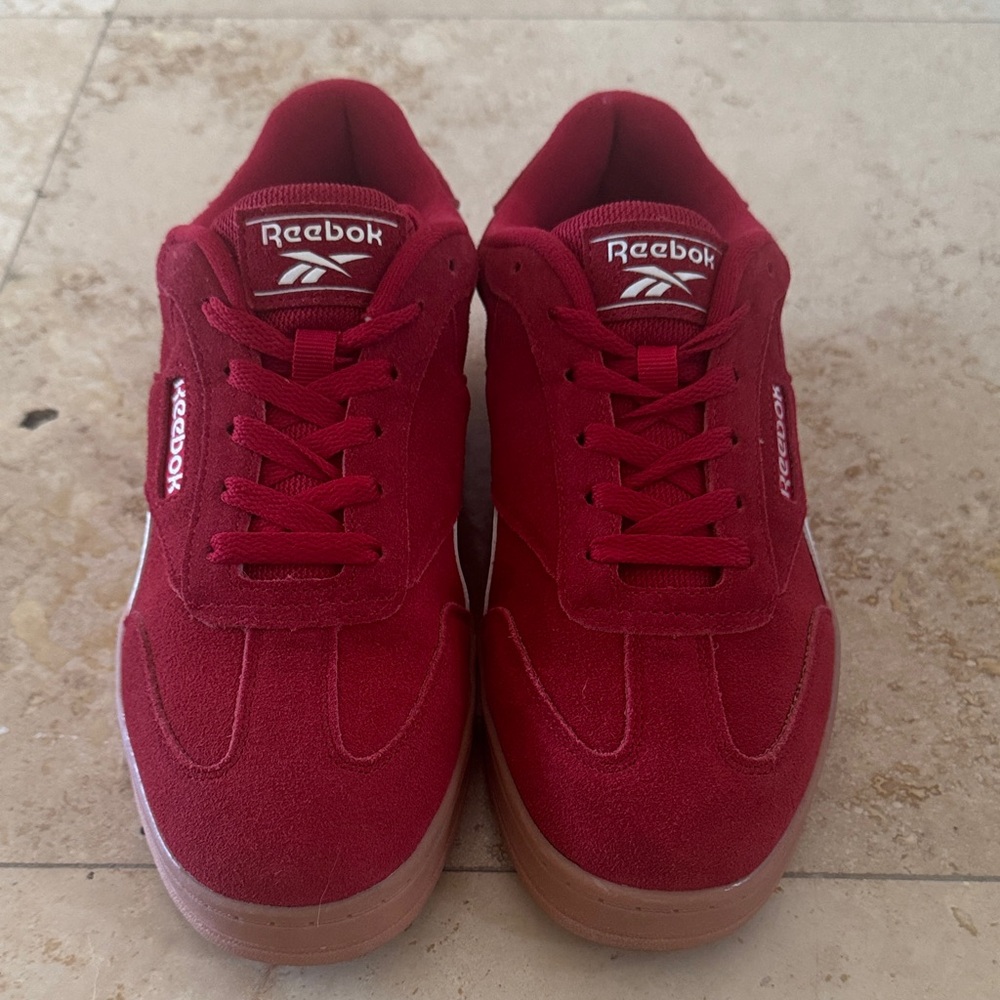 Reebok Women's Forte Lounger Double-Up Sneakers Equestrian Red Rubber Gum size 8
